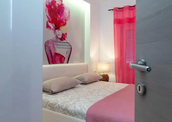 Appartement Modernes Mit Gartennutzung- Einer Gross By Interhome *