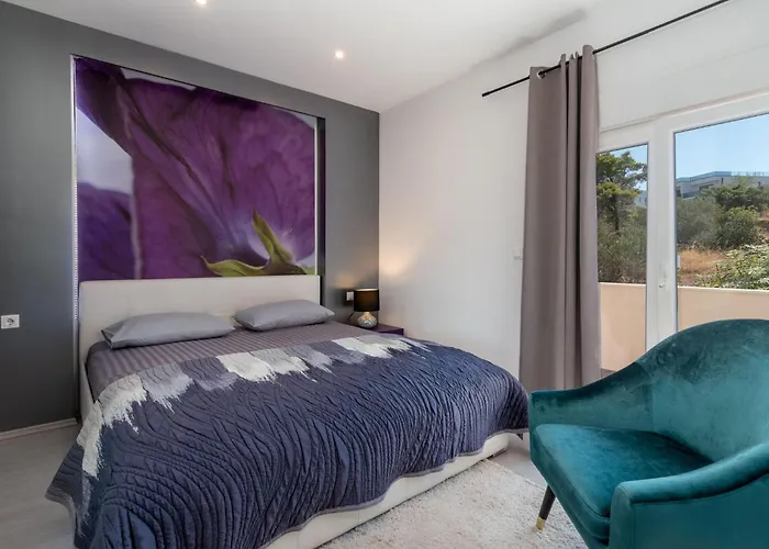 Modernes Mit Gartennutzung- Einer Gross By Interhome Appartement Trogir