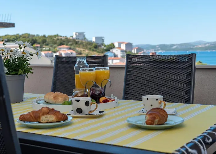 Modernes Mit Gartennutzung- Einer Gross By Interhome 公寓